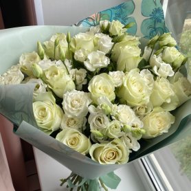 Сборный букет из роз « Белоснежный» от интернет-магазина «Эдельвейс» в Саранске